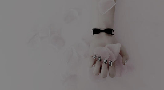 Feminine Bow Bracelet