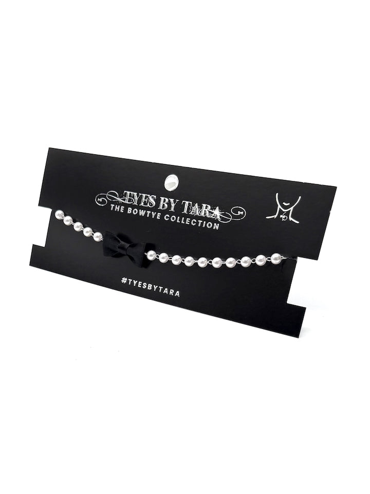 Centerfold Pearl Black Bow Necklace