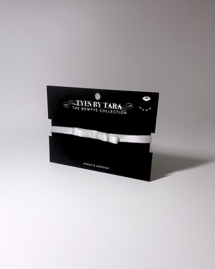 Queen White Silver Bow Choker on Black Card
