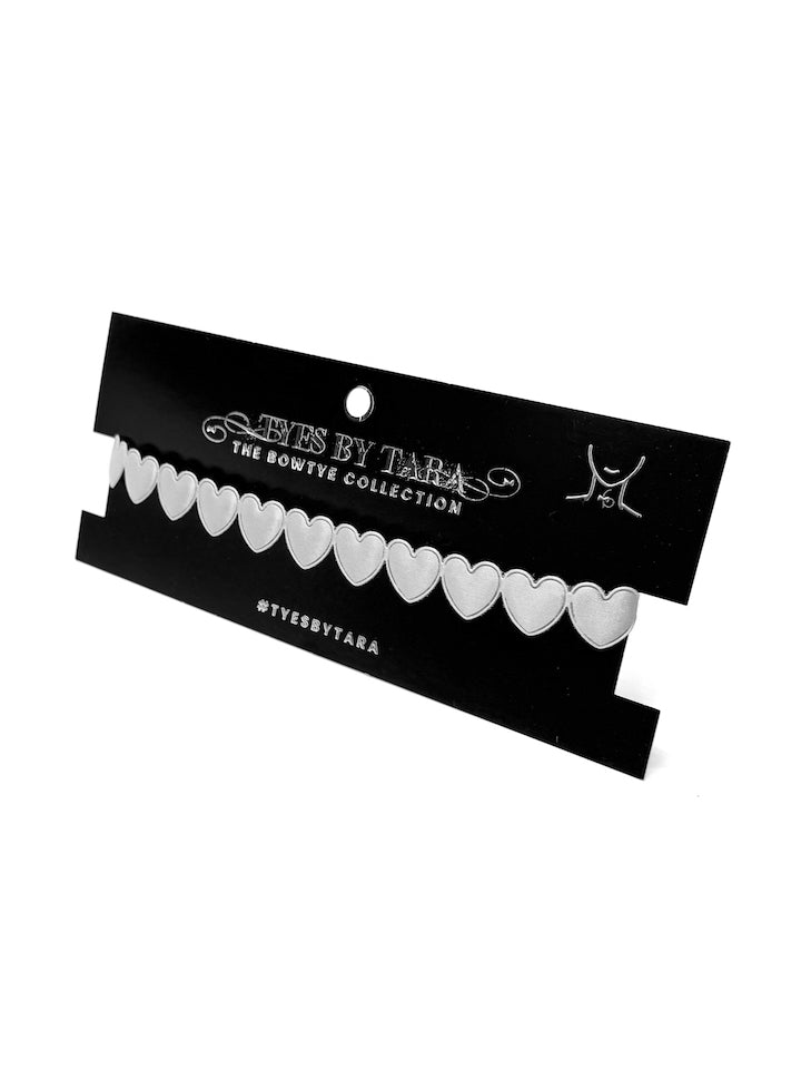 White Heart Bow Choker