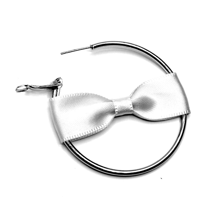 Open View of Coax White Bow Hoops