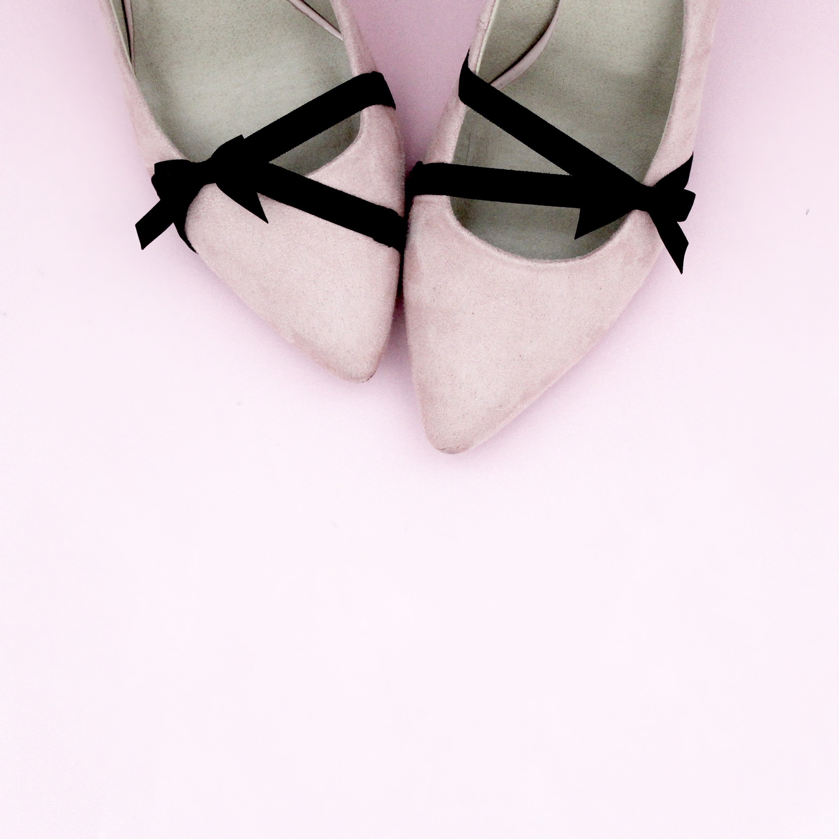 Ivy Black Heel Accessories on Pink Heels