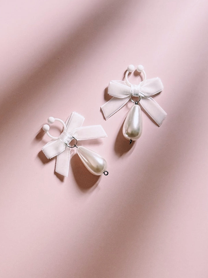 Marie Antoinette White Velvet Bow Nipple Jewelry with Teardrop Pearls