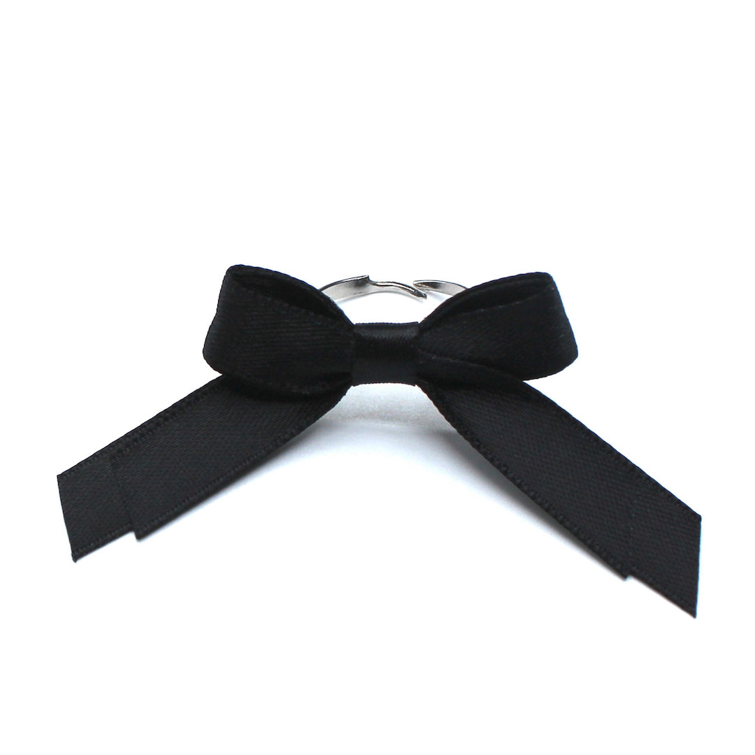 Black Bow Ring with Adjustable Ringband