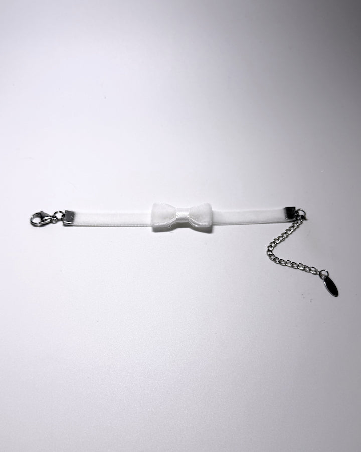 Madame White Velvet Bow Bracelet flatlay