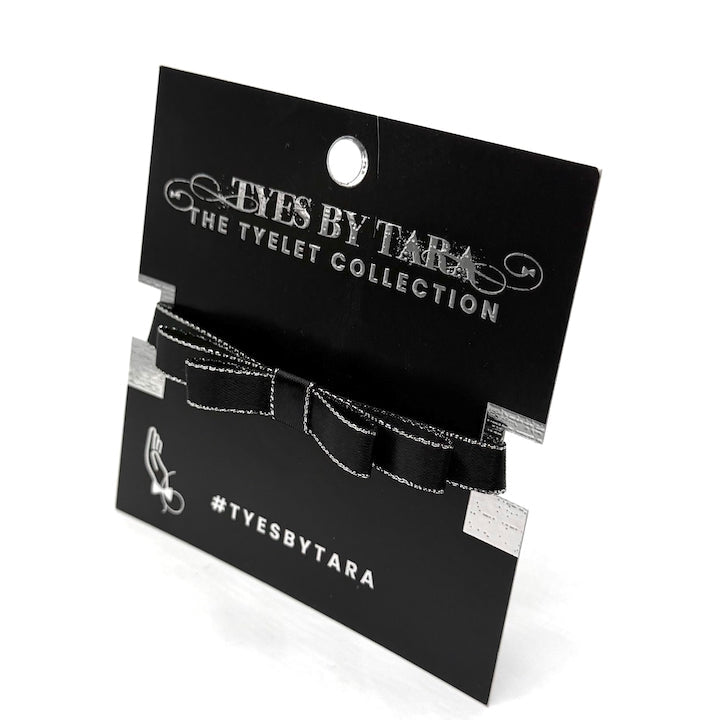 Queen Black Bow Bracelet on Black Card