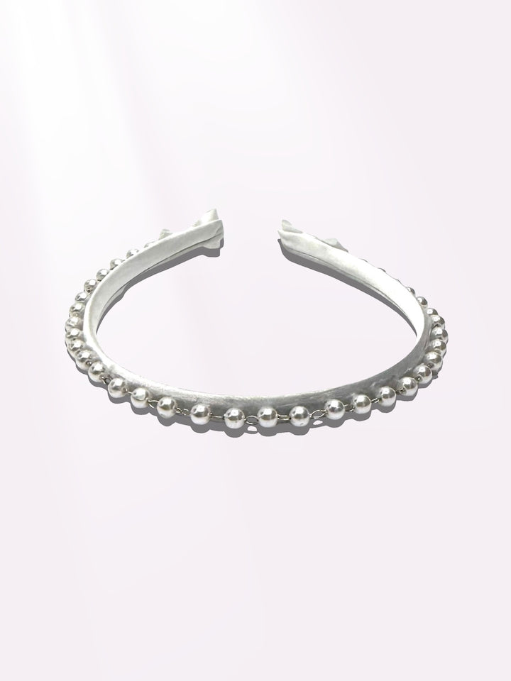 Centerfold White Tyera™