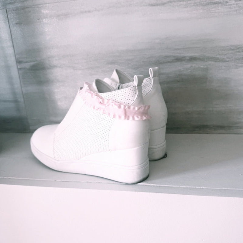 Maiden Pink Ruffled Bow Anklet