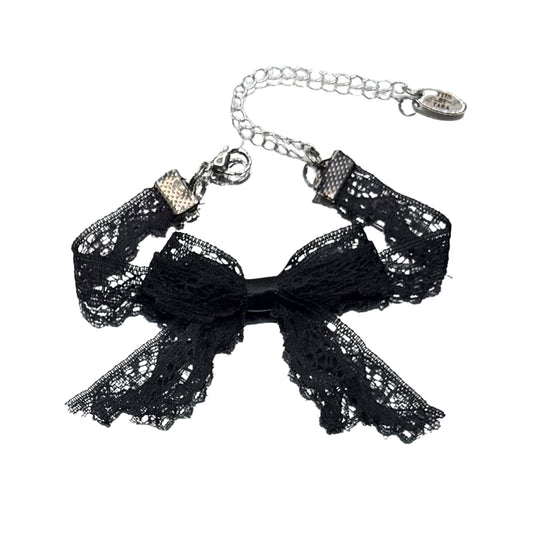 Tease black lace bow bracelet