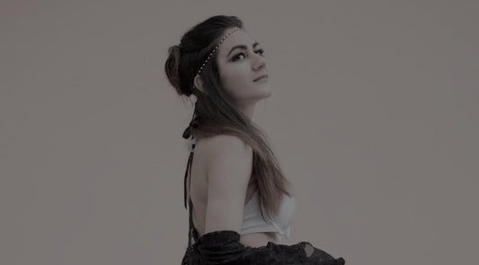 Hair Chains and Feminine Headbands