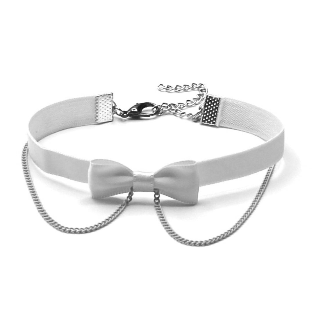 Heartbreaker White Bow Anklet with Chain