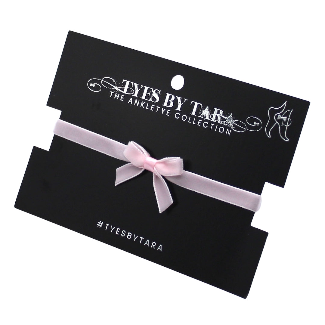 Marie Antoinette Anklet on Black Card