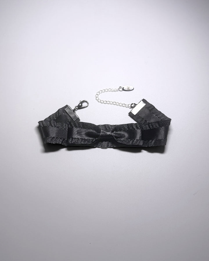 Maiden Ruffled Black Anklet 