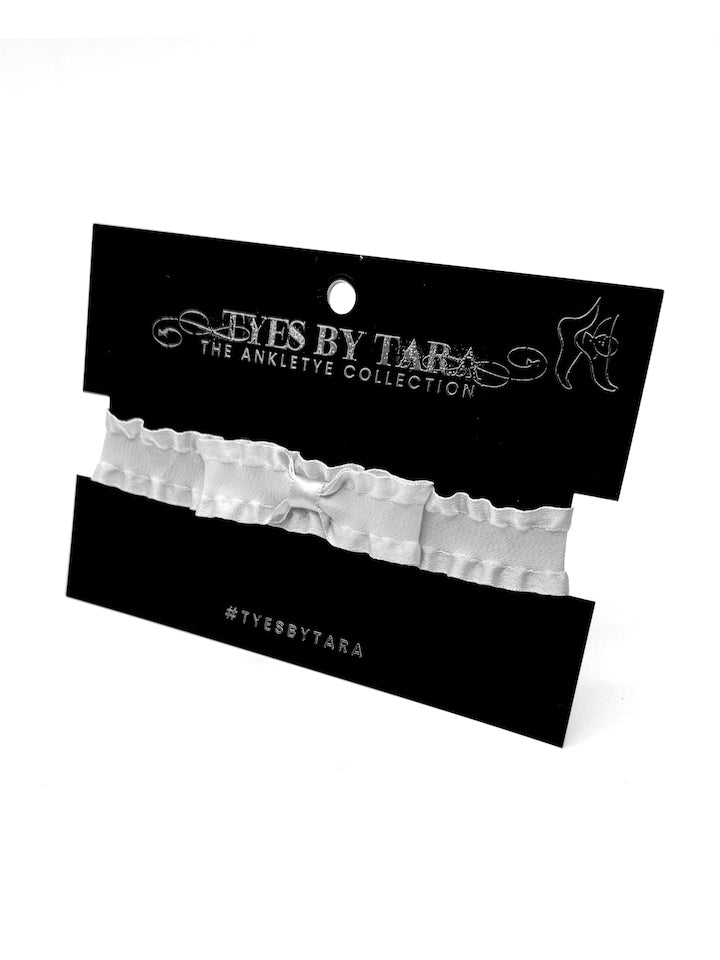Maiden White Anklet on Packaging View 