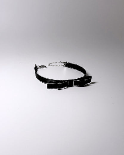 Queen Black Metallic Silver Trimmed Anklet Side View