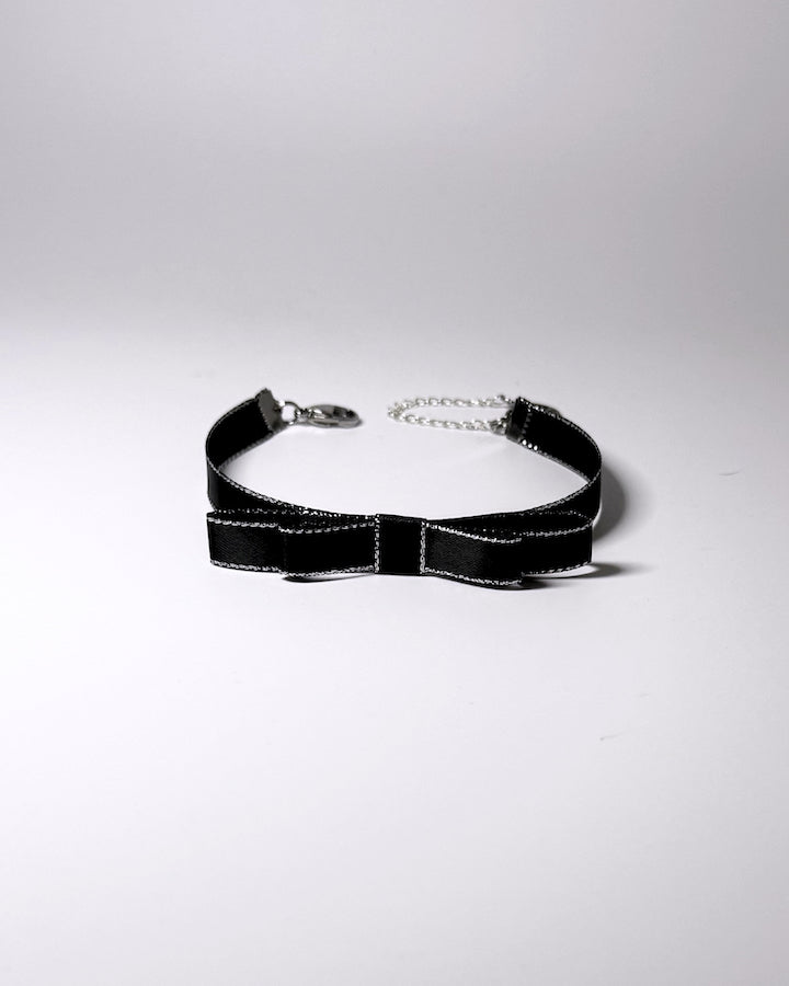 Queen Black Metallic Silver Trimmed Anklet 