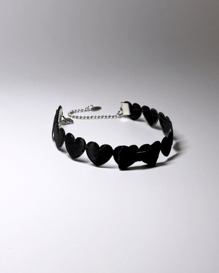 Black Heart Anklet Side View