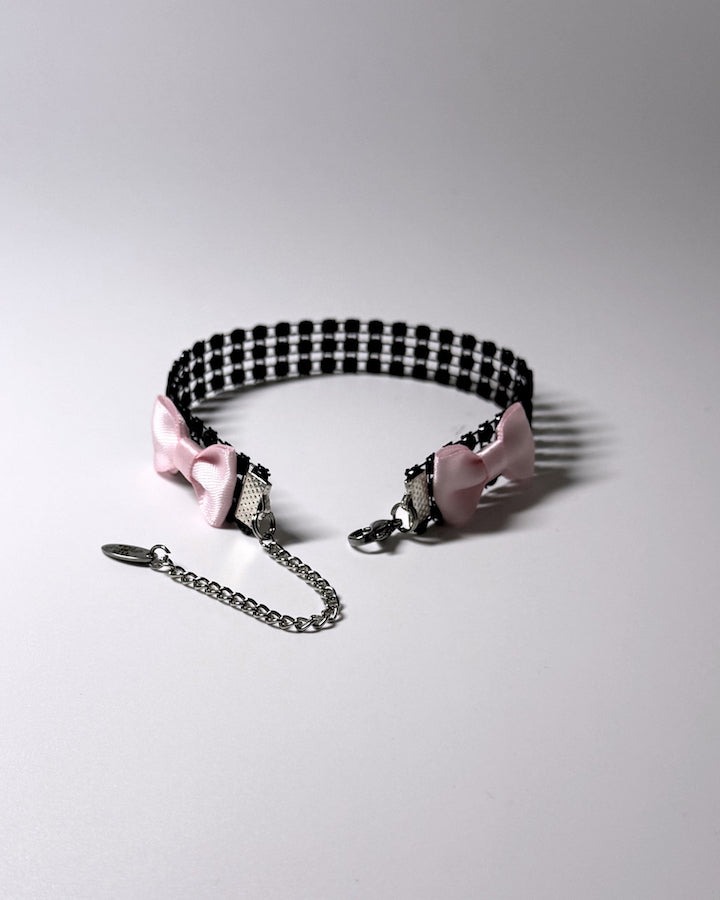 Vixen Sparkly Rhinestone Mesh Anklet with Pink Bows 