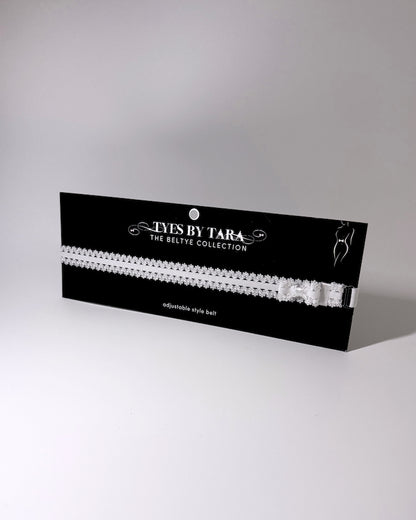 Lady White Elastic Bow Belt on Black Card
