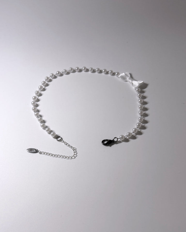 Centerfold White Pearl Bow Necklace Back View