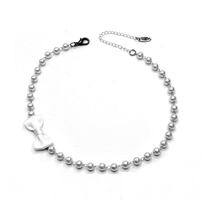 Centerfold White Pearl Bow Choker