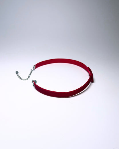 Side View of the Red Velvet Bow Choker 