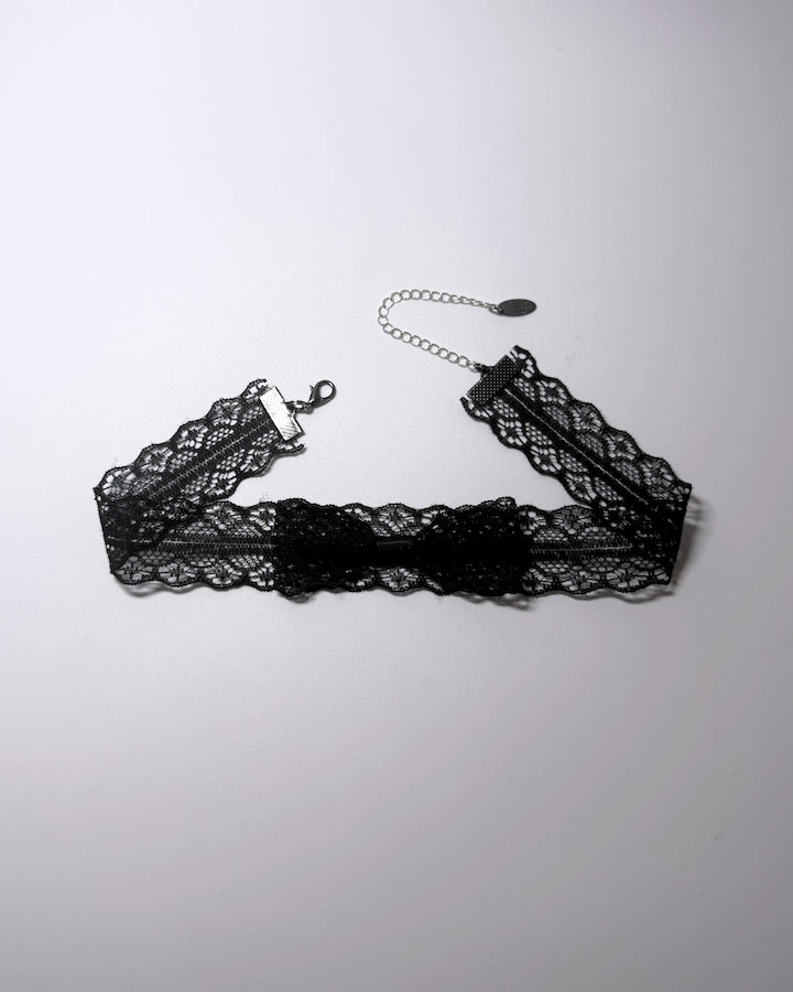 Siren Black Lace choker
