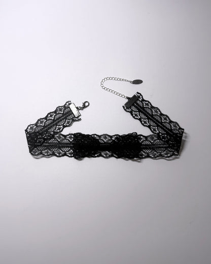 Siren Black Lace choker