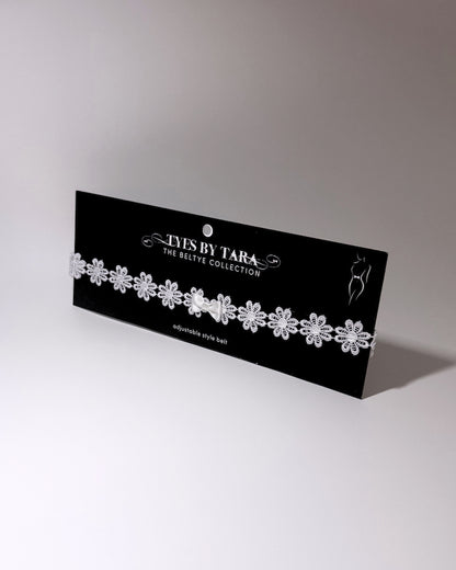 Blossom White Flower Bow Belt Black Card
