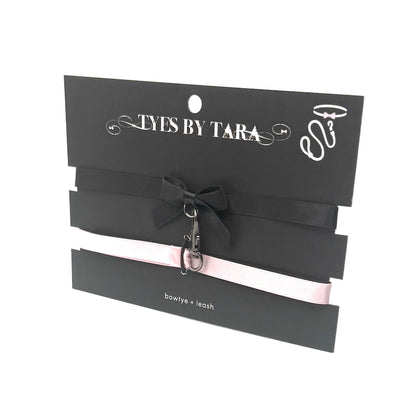 Kinkette Collar and Leash on Black Card