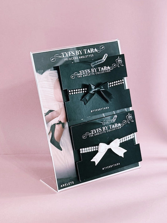 Princesa Anklet Display Pack on Pink Background