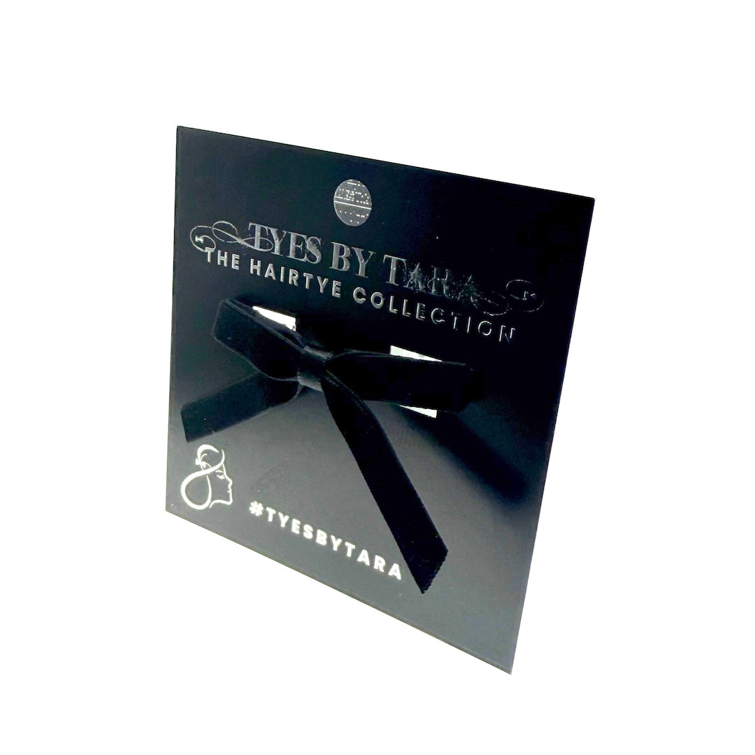 Marie Antoinette Hair Bow on Black Card