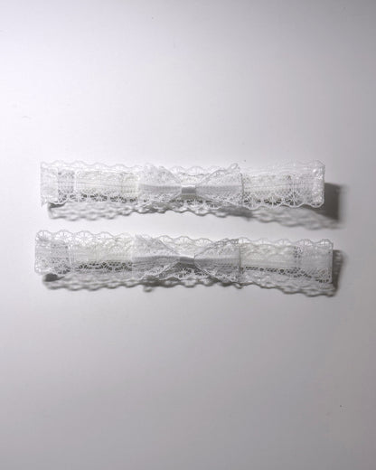 Siren White Lace Bow leg garters