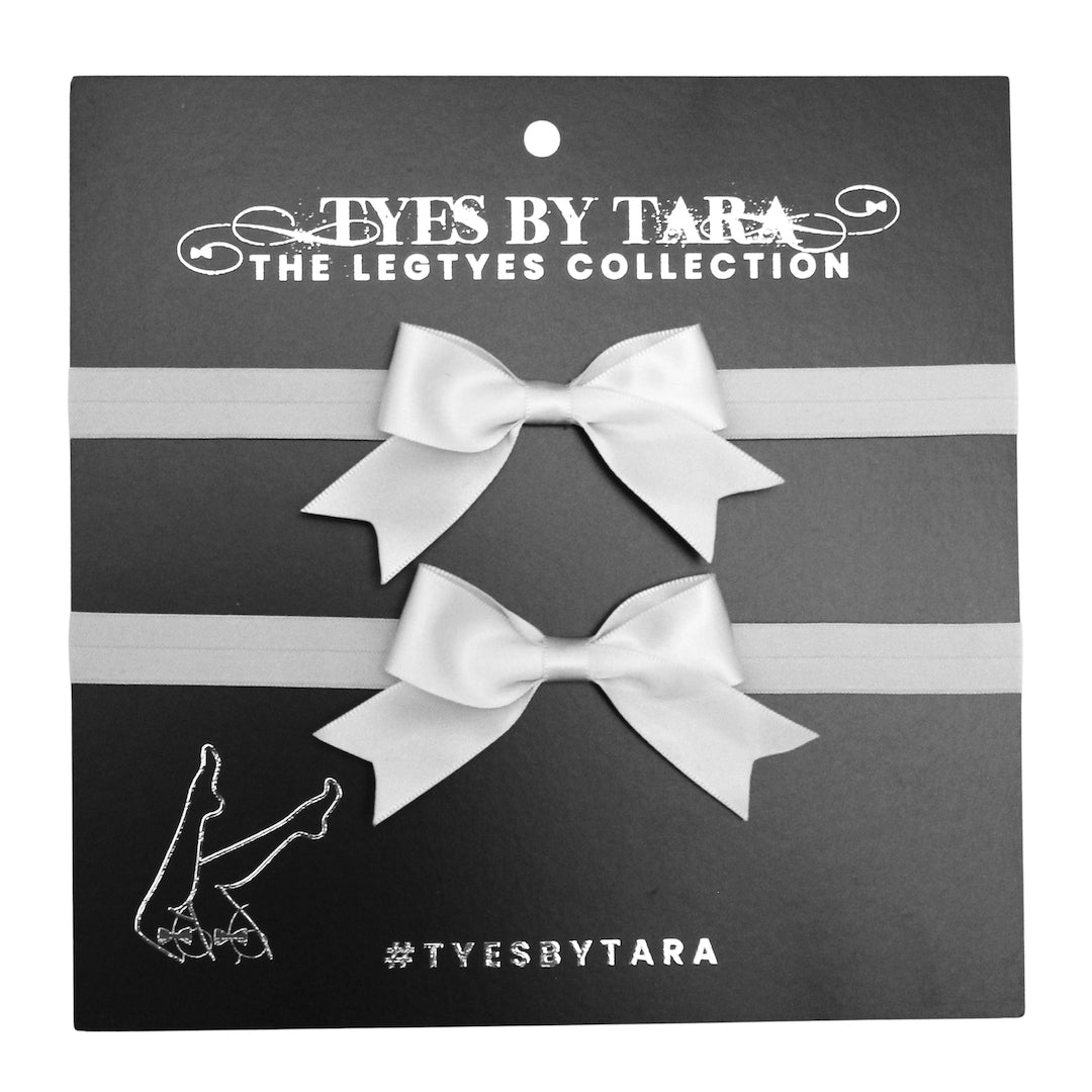 Yours Truly White Bow Leg Garters