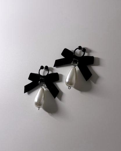Marie Antoinette Pearl Bow Nipple Clamps