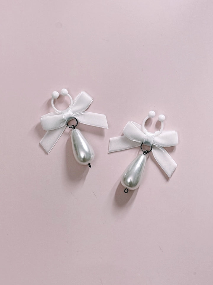 Marie Antoinette White Pearl Bow Nipple Clamps