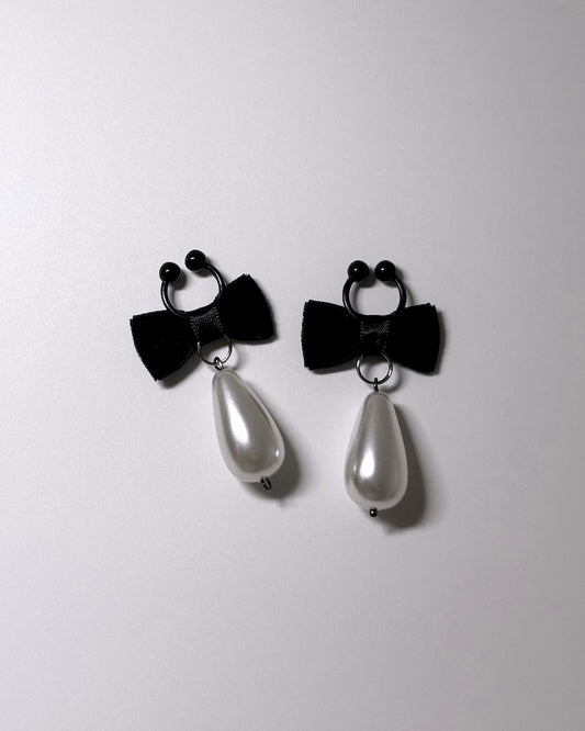 Madame Black Bow Nipple Clamps with Teardrop Pearls
