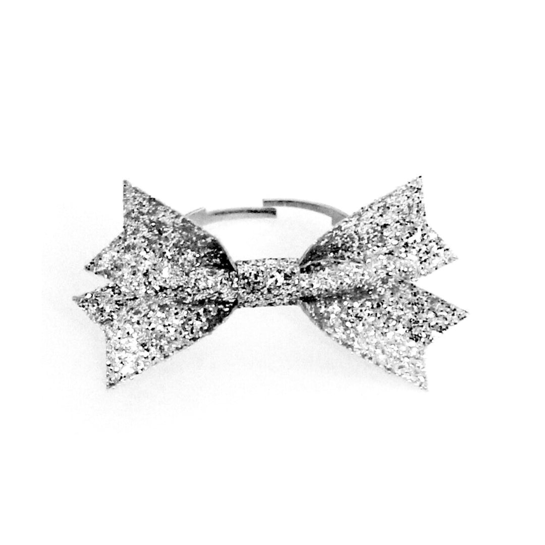 Silver Sparkly Star Bow Ring