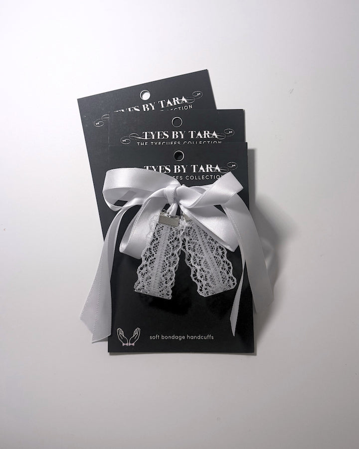 Siren White Lace Handcuffs 3 Pack