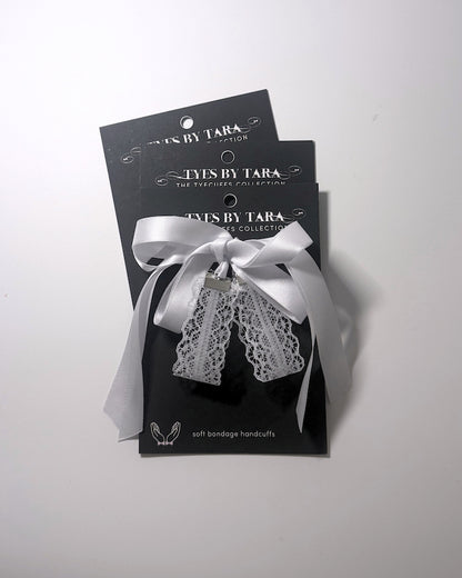 Siren White Lace Handcuffs 3 Pack
