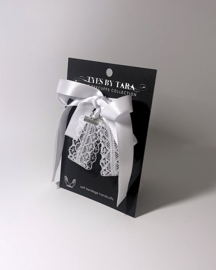 Siren White Lace Handcuffs Black Card