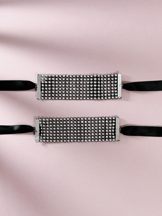 Vixen Tyecuffs