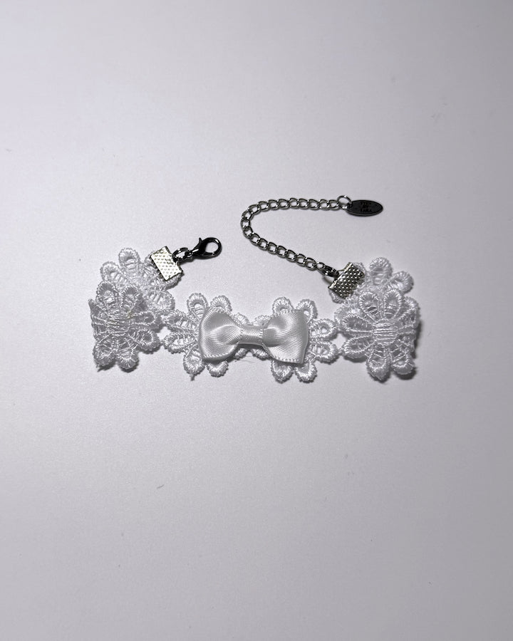 Blossom White Flower Bracelet 
