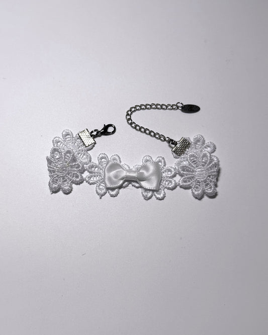 Blossom White Flower Bracelet 