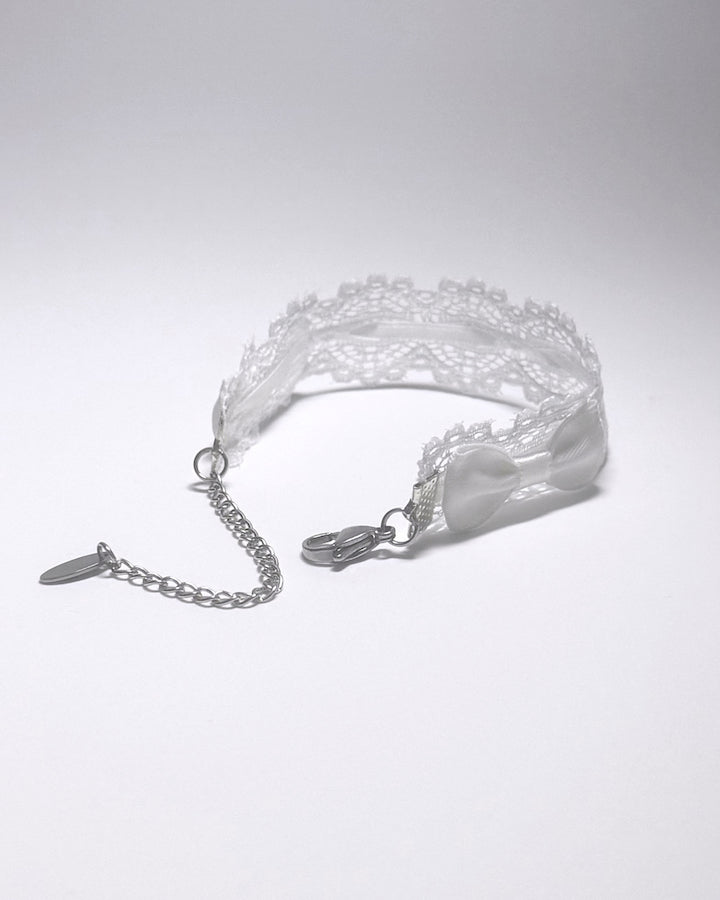 Chantilly White Lace Bow Bracelet showing bows on the side