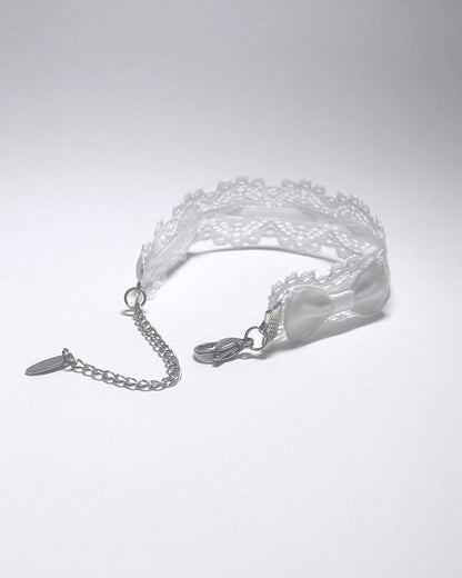 Chantilly White Lace Bow Bracelet showing bows on the side