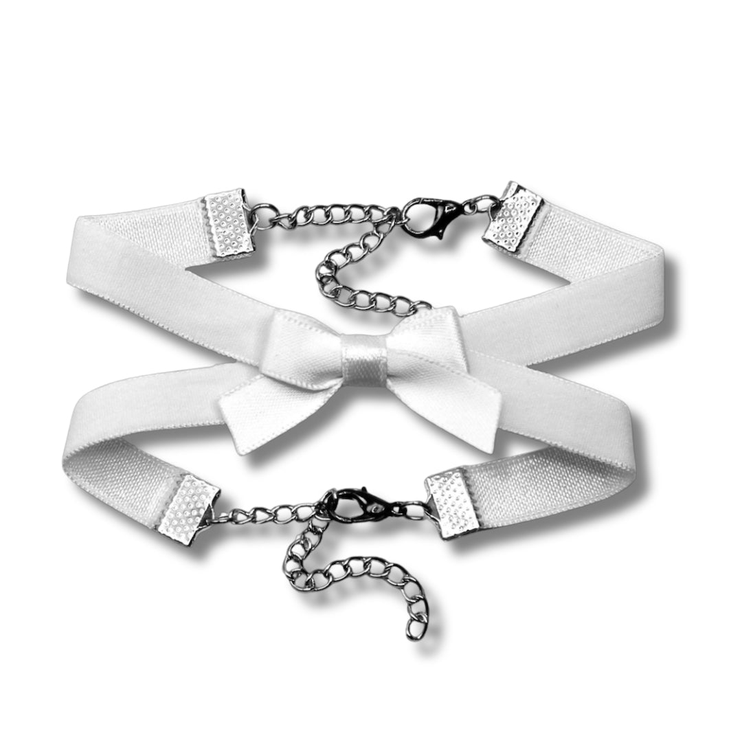 Ivy White Bow Bracelet
