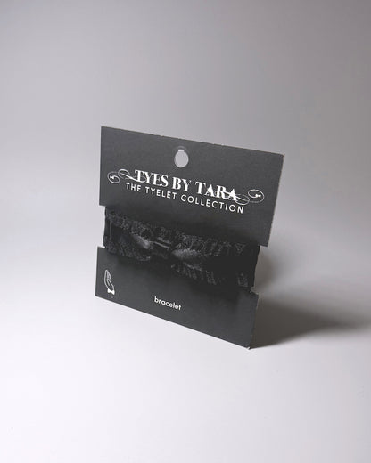 Packaging Black Ruffled Bracelet Black Card