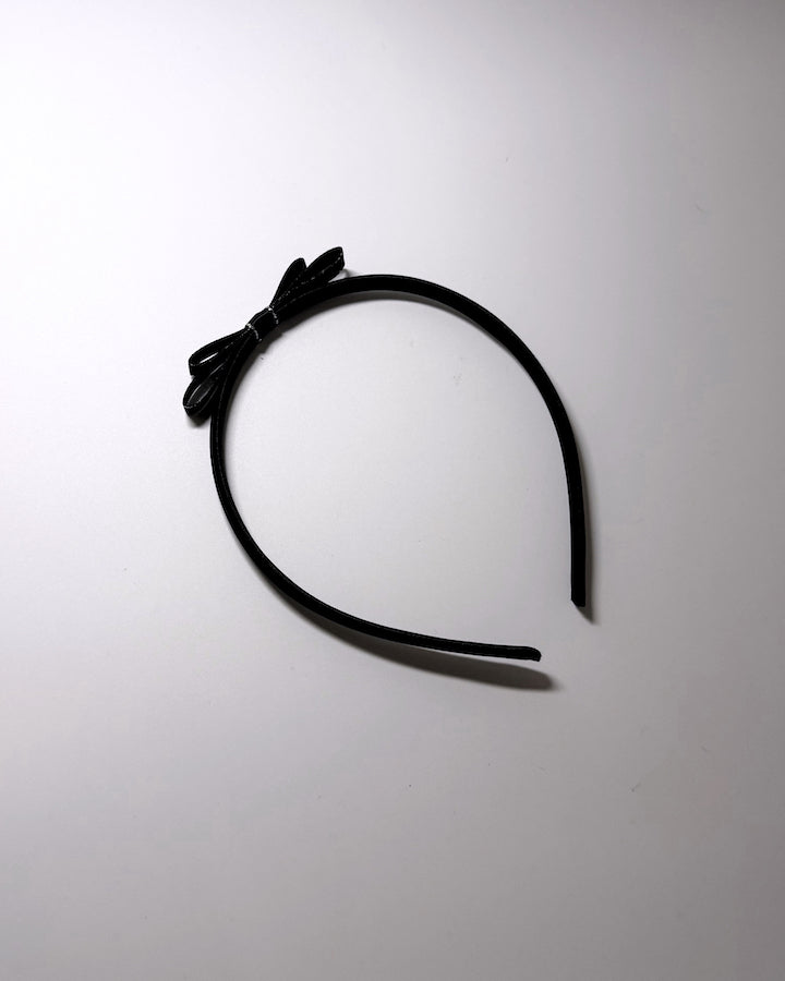 Queen Metallic Trimmed Black Bow Headband