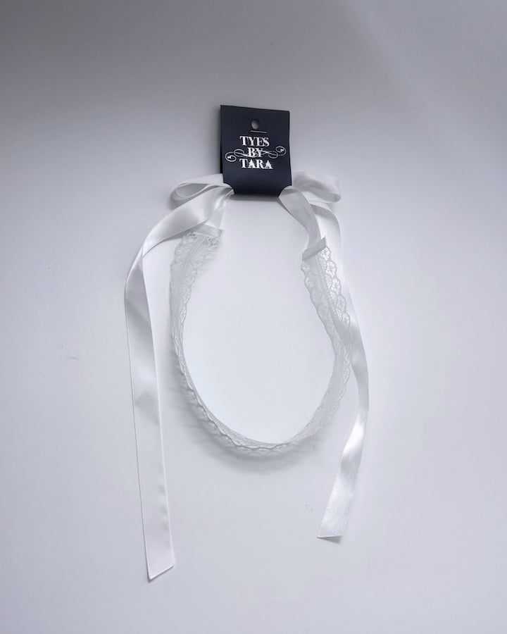 Packaging View White Lace Headband